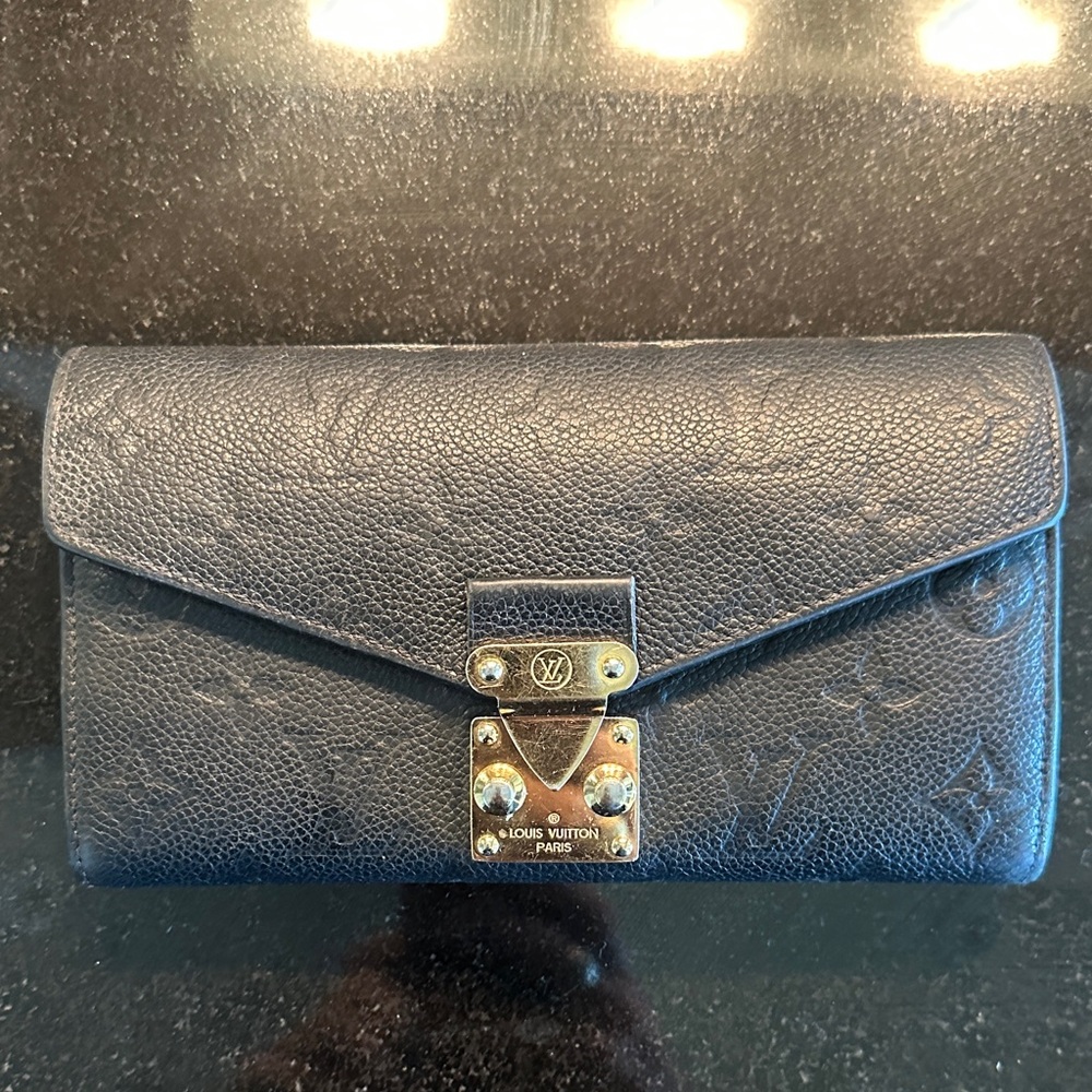Louis Vuitton Empriente Black Textured Leather Wallet